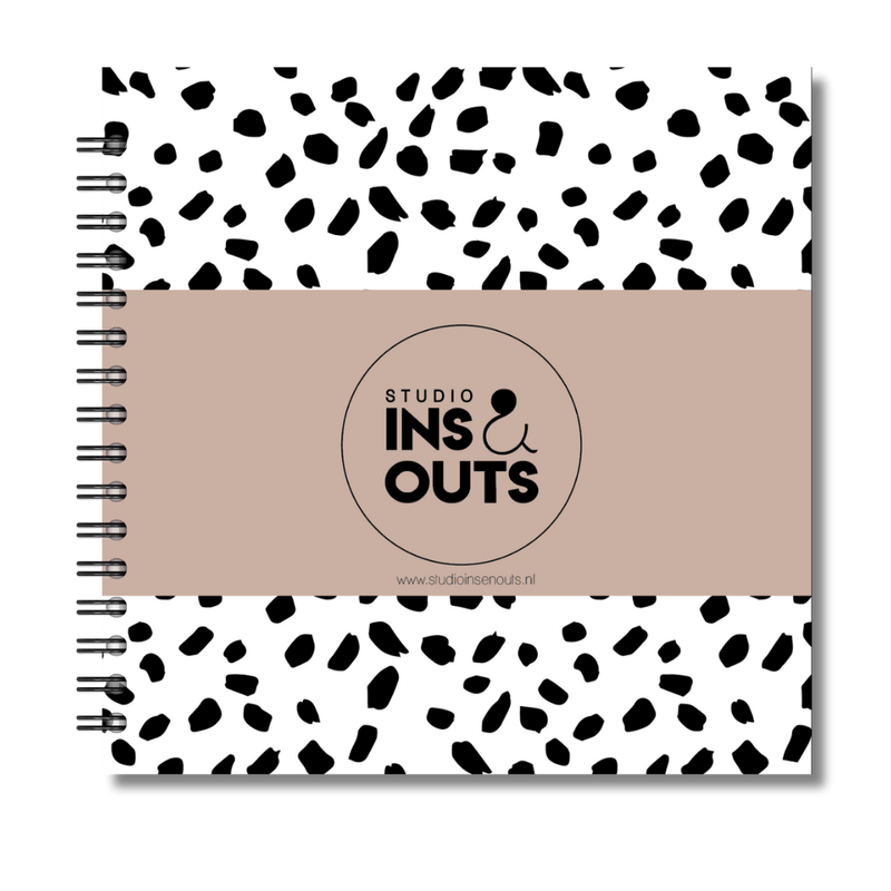Plakboek Op Maat | Fotoboek Eigen Tekst | Gepersonaliseerd Scrapbook | Vierkant 21x21cm | Dots Sand